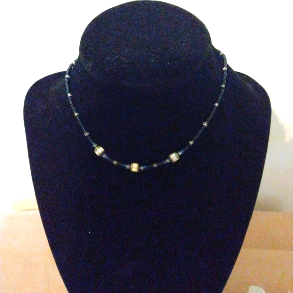 3/$10🌟 Ladies Black, Blue, & Clear Beaded Choker Necklace